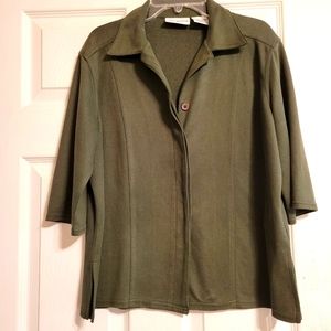 Kathy Ireland women's size: large olive green 100% polyester 3/4 sleeve shirt
